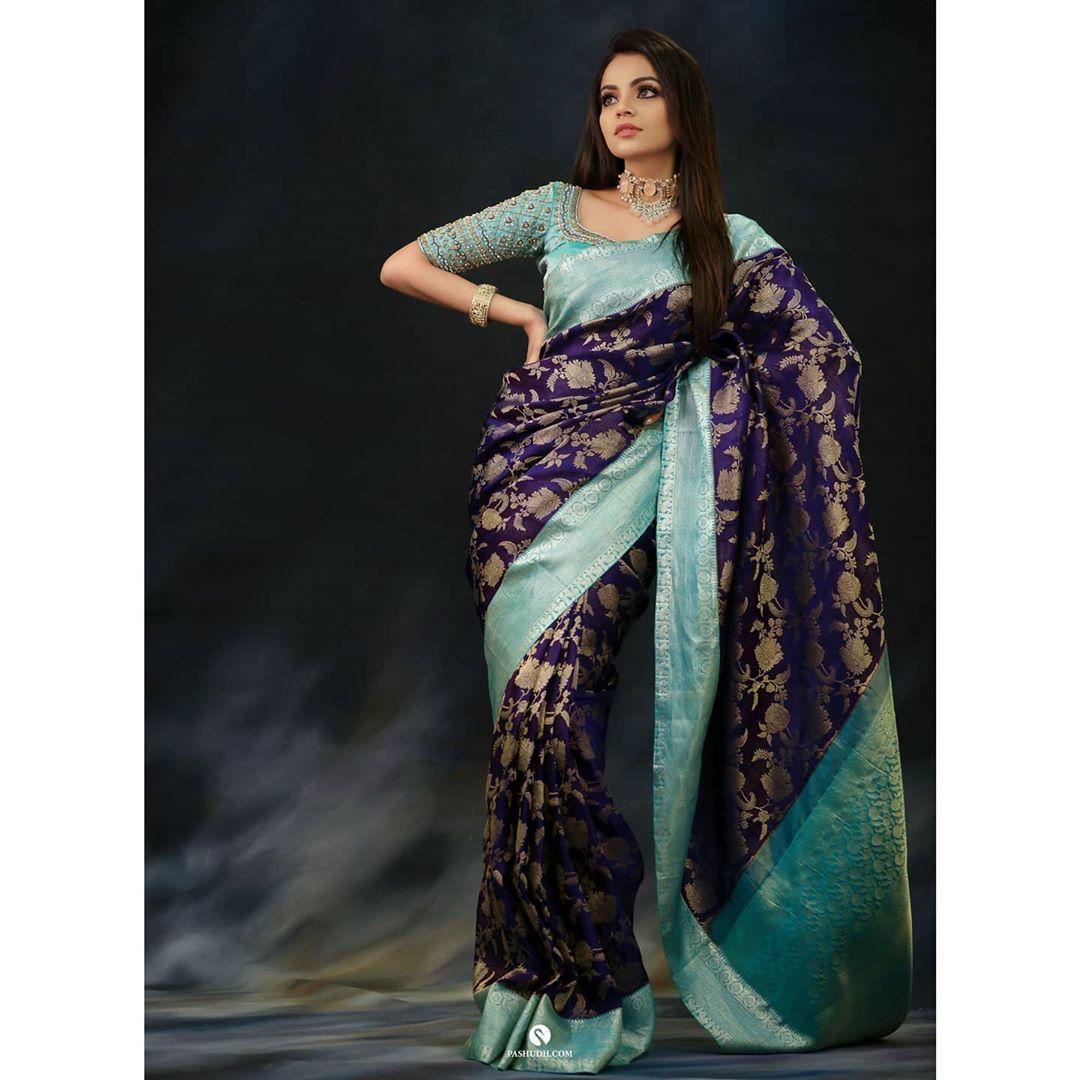 Blooming Blue Soft Silk Saree With Smart Blouse Piece