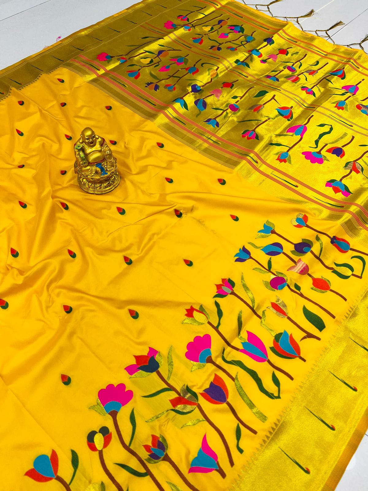 Attractive Yellow Paithani Silk With Woebegone Blouse Piece