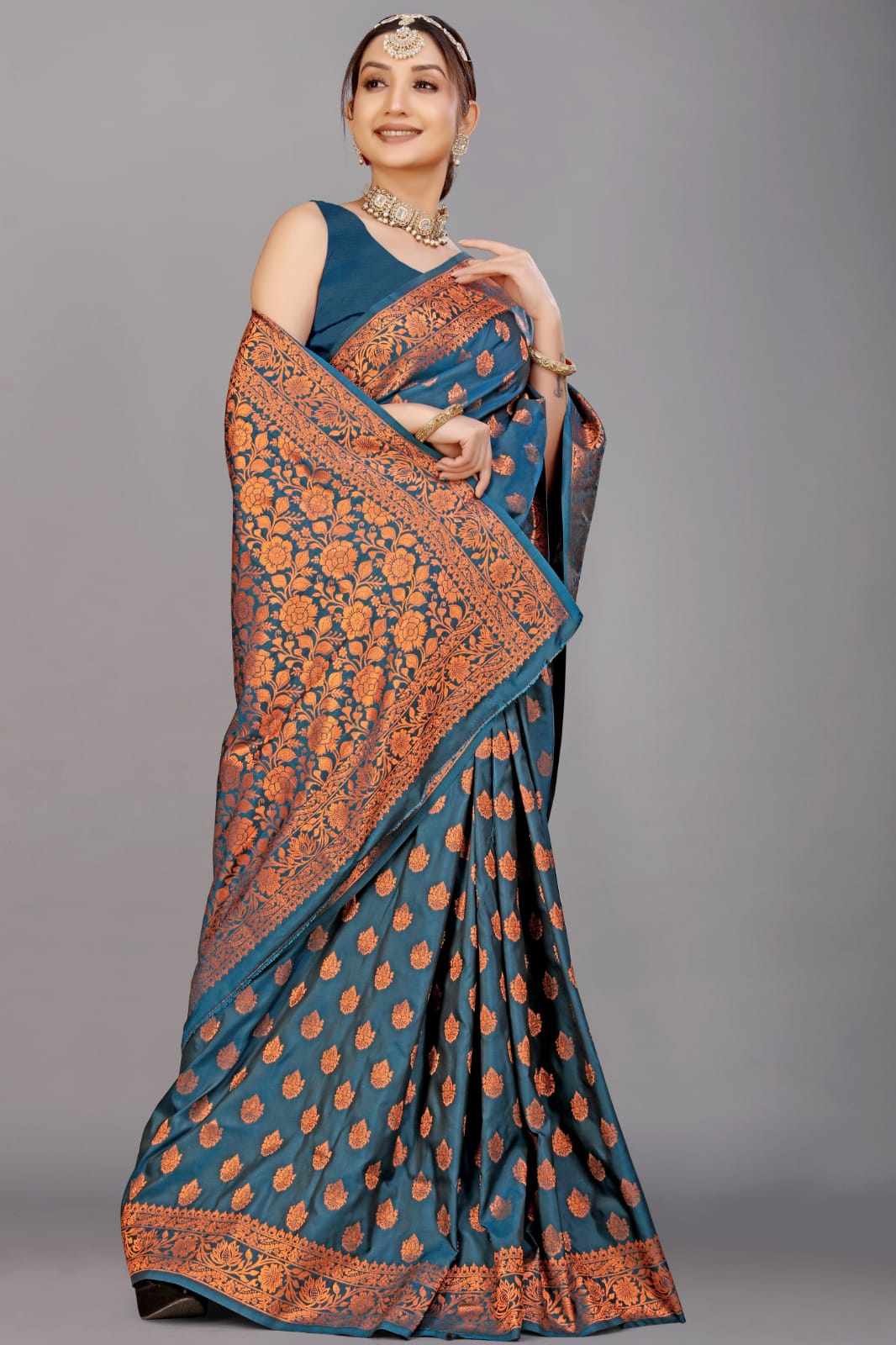 Quintessential Rama Soft Banarasi Silk Saree With Nemesis Blouse Piece