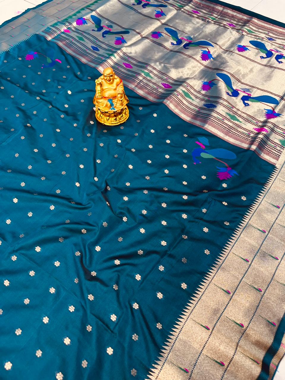 Glittering Blue Paithani Silk Saree With Nemesis Blouse Piece