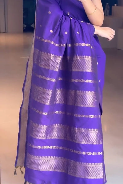 Divine Purple Soft Silk Saree With Propinquity Blouse Piece