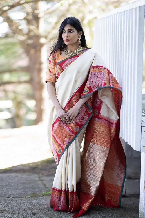 Load image into Gallery viewer, Nemesis Off White Soft Banarasi Silk Saree With Glittering Blouse Piece
