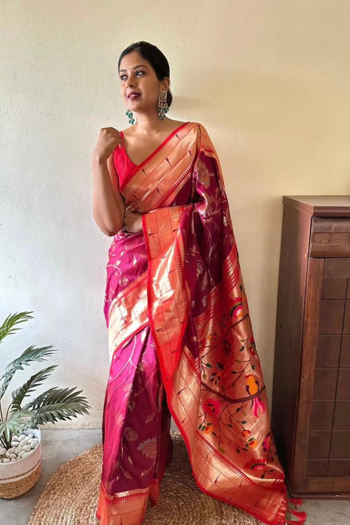 Load image into Gallery viewer, Symmetrical Dark Pink Paithani Silk Saree With Epiphany Blouse Piece
