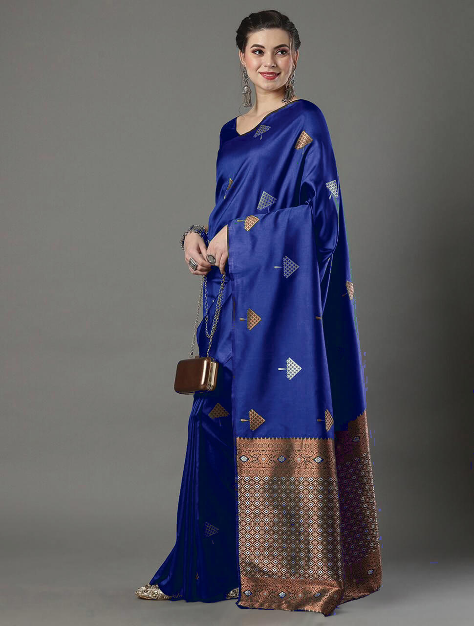 Blooming Blue Soft Silk Saree With Flamboyant Blouse Piece