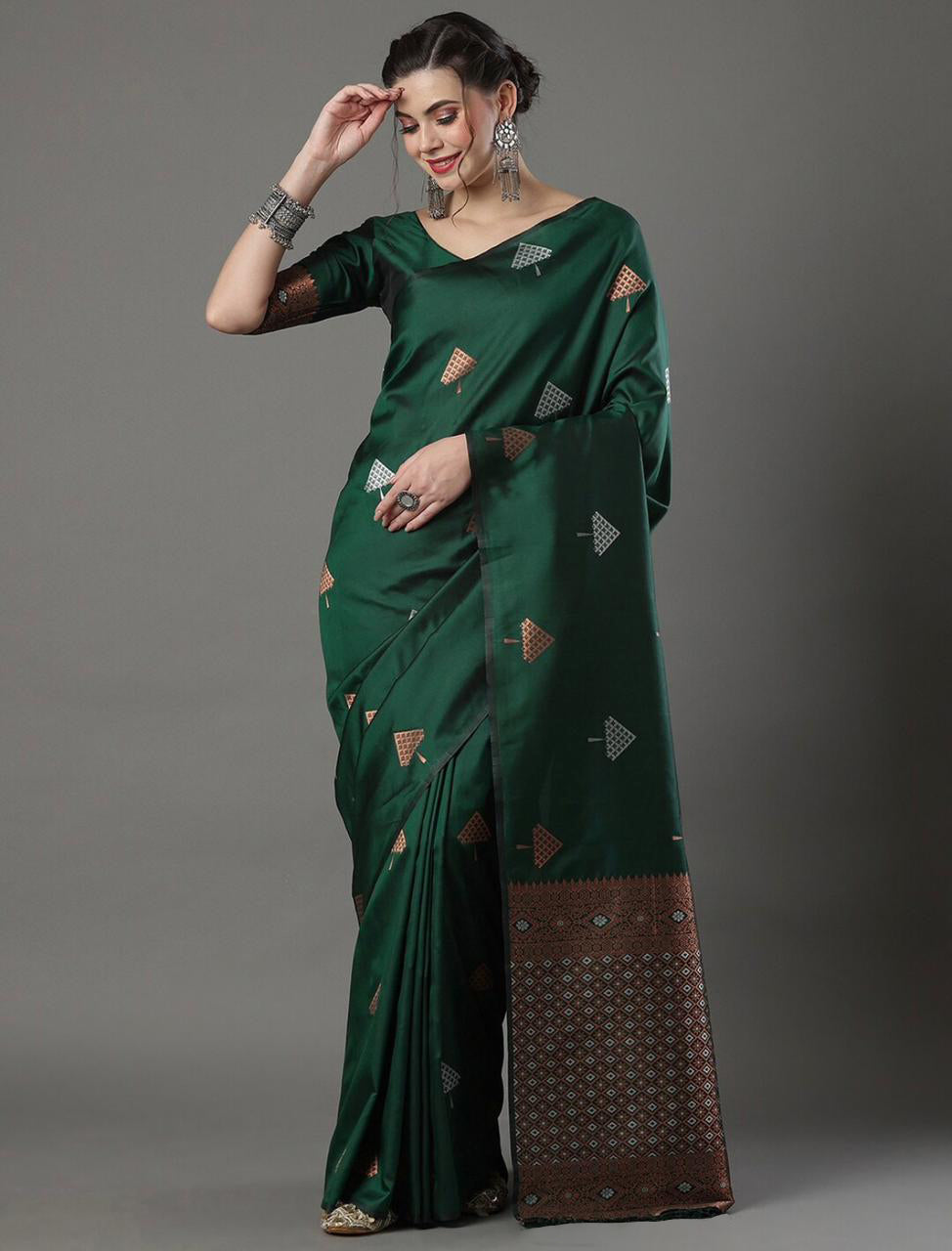 Ethnic Green Soft Silk Saree With Preferable Blouse Piece