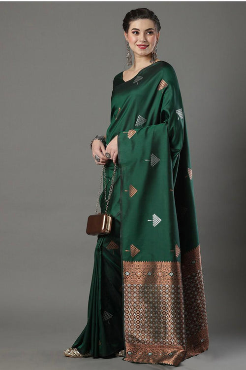 Load image into Gallery viewer, Ethnic Green Soft Silk Saree With Preferable Blouse Piece
