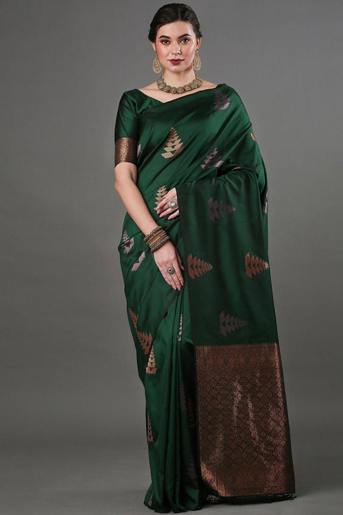 Load image into Gallery viewer, Supernal Green Soft Silk Saree With Incomparable Blouse Piece
