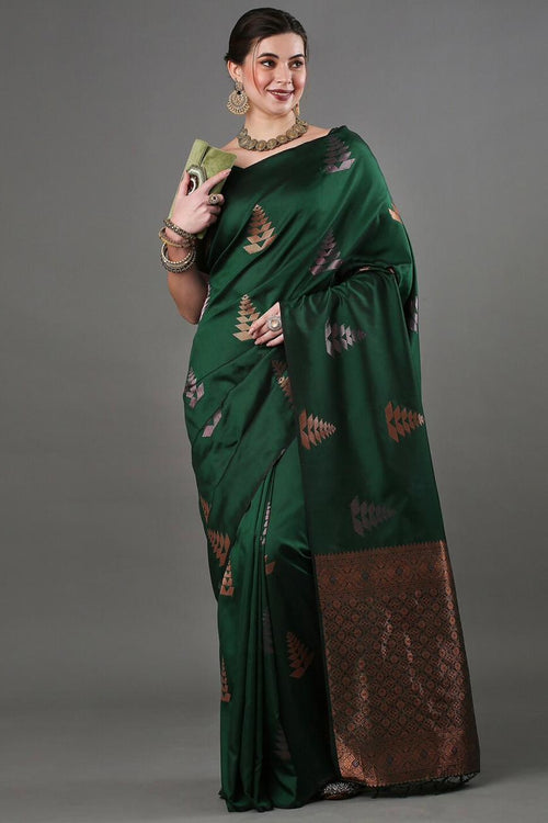 Load image into Gallery viewer, Supernal Green Soft Silk Saree With Incomparable Blouse Piece
