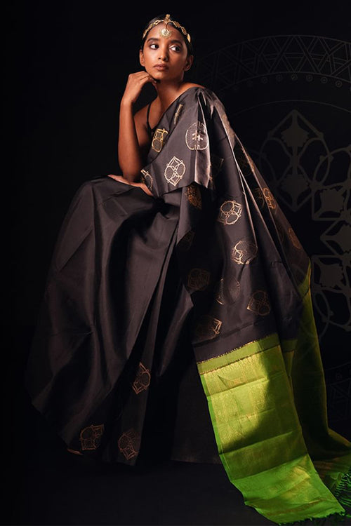 Load image into Gallery viewer, Majestic Black Soft Silk Saree With Amiable Blouse Piece
