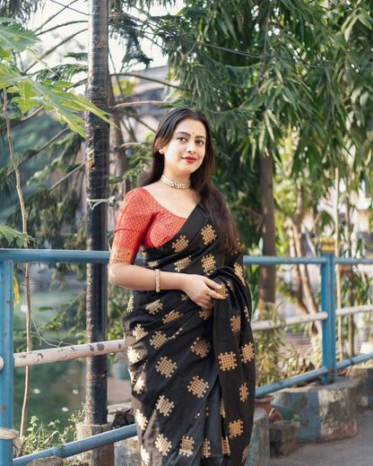 Dissemble Black Soft Silk Saree With Staggering Blouse Piece