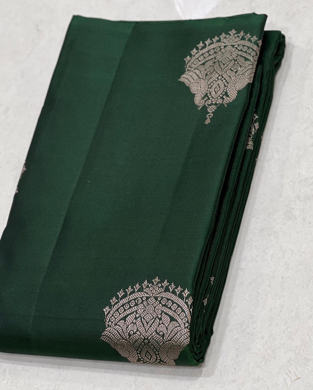 Pretty Dark Green Soft Silk Saree With Invaluable Blouse Piece