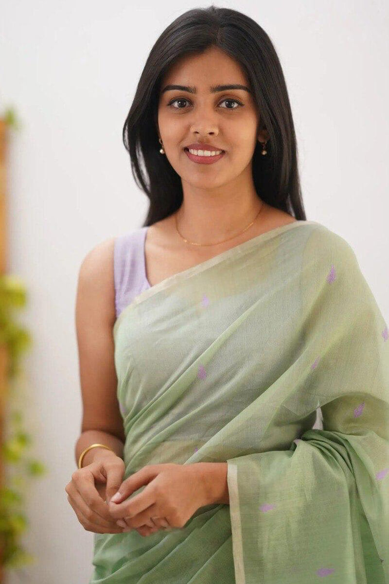 Magnetic Pista Cotton Silk Saree With Beleaguer Blouse Piece