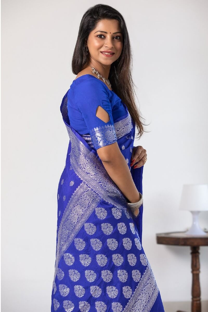 Enthralling Blue Soft Silk Saree With Lagniappe Blouse Piece