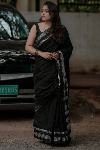 Posh Black Cotton Silk Saree With Lissome Blouse Piece