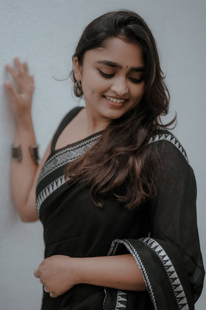 Posh Black Cotton Silk Saree With Lissome Blouse Piece