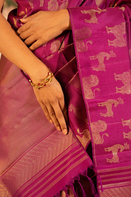 Load image into Gallery viewer, Excellent Dark Pink Soft Silk Saree With Luxuriant Blouse Piece
