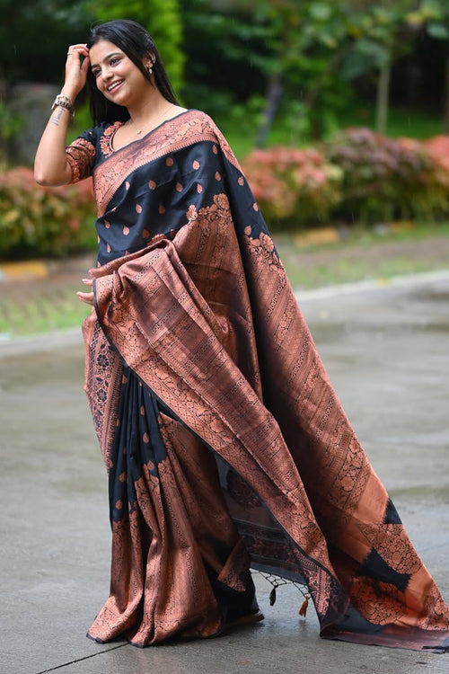 Load image into Gallery viewer, Gleaming Black Soft Silk Saree With Invaluable Blouse Piece
