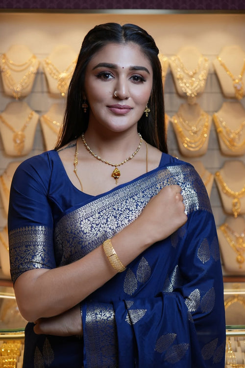 Load image into Gallery viewer, Capricious Navy Blue Soft Silk Saree With Dazzling Blouse Piece
