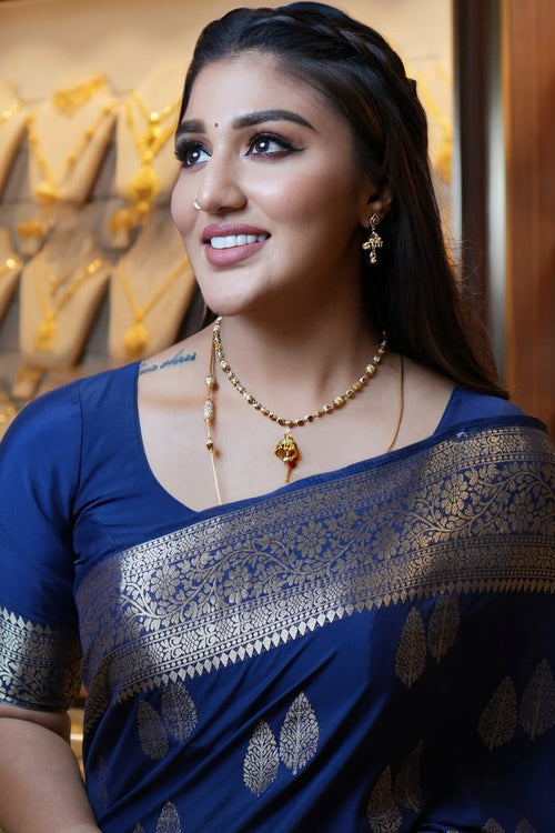 Load image into Gallery viewer, Capricious Navy Blue Soft Silk Saree With Dazzling Blouse Piece
