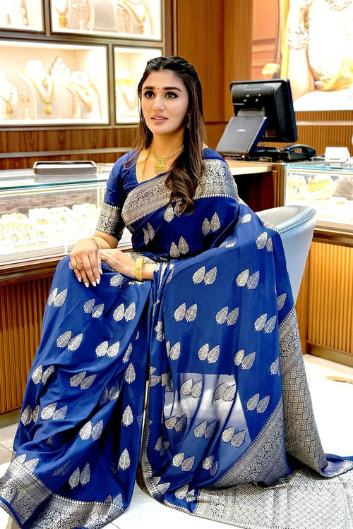 Load image into Gallery viewer, Capricious Navy Blue Soft Silk Saree With Dazzling Blouse Piece
