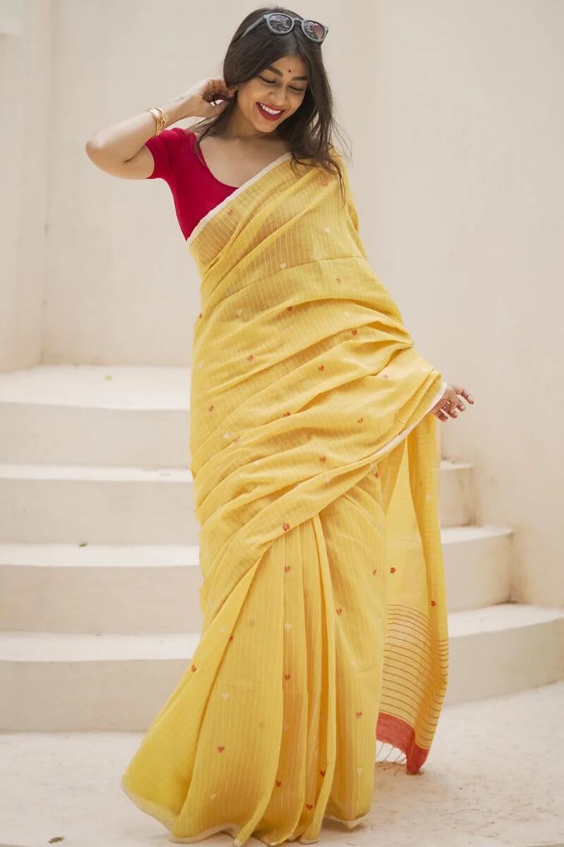 Refreshing Yellow Cotton Silk Saree With Posh Blouse Piece