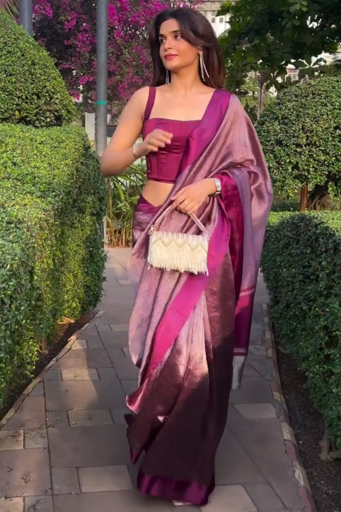 Surreptitious Purple Soft Silk Saree With Eloquence Blouse Piece