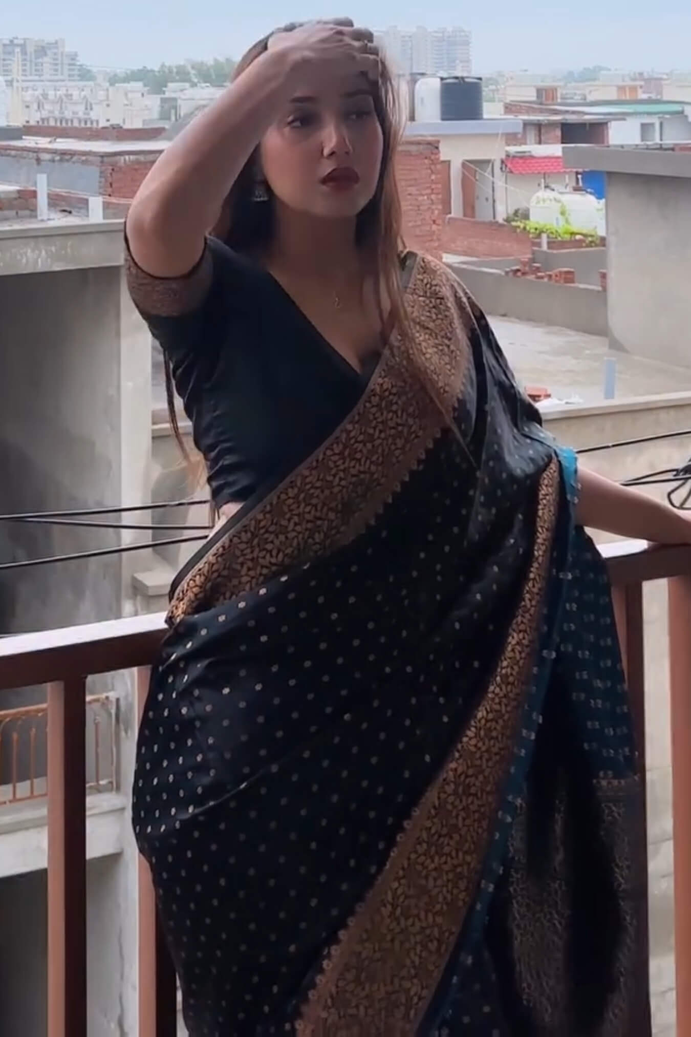 Jazzy Black Soft Silk Saree With Comely Blouse Piece
