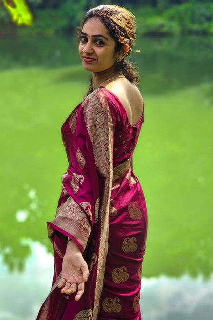 Magnificat Dark Pink Soft Silk Saree With Tremendous Blouse Piece