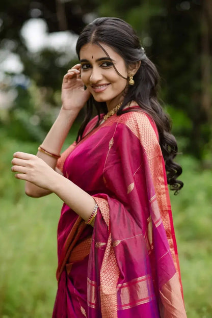 Most Flattering Dark Pink Linen Silk Saree With Desultory Blouse Piece