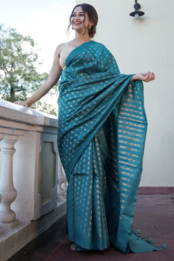 Fantabulous Rama Soft Silk Saree With Arresting Blouse Piece