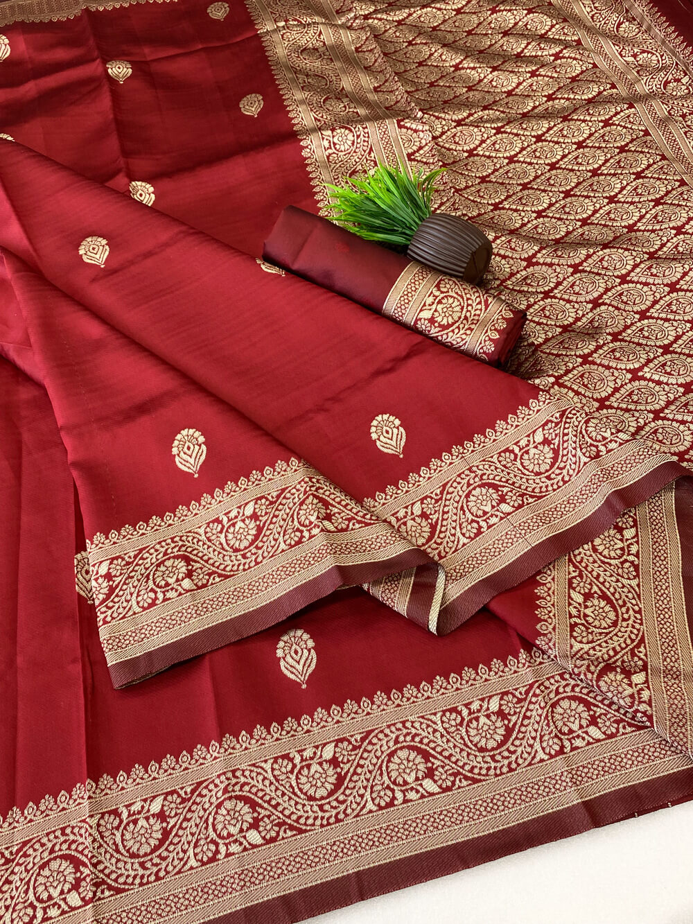 Opulent Maroon Soft Silk Saree With Girlish Blouse Piece