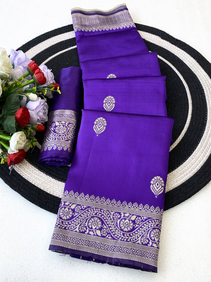 Splendorous Purple Soft Silk Saree With Elegant Blouse Piece