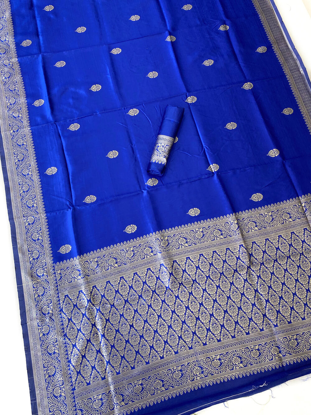 Posh Royal Blue Soft Silk Saree With Elision Blouse Piece