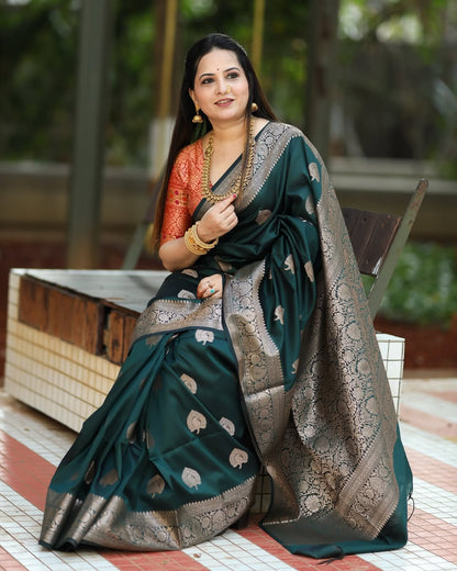 Tremendous Dark Green Soft Silk Saree With Stunning Blouse Piece