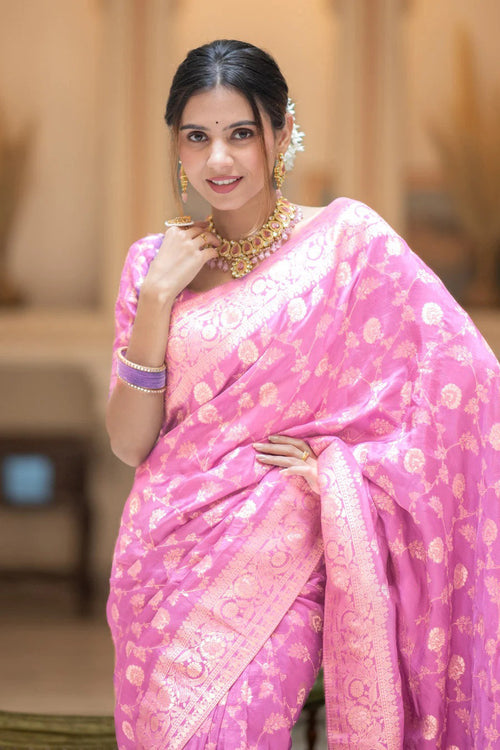 Load image into Gallery viewer, Glorious Baby Pink Soft Silk Saree With Opulent Blouse Piece
