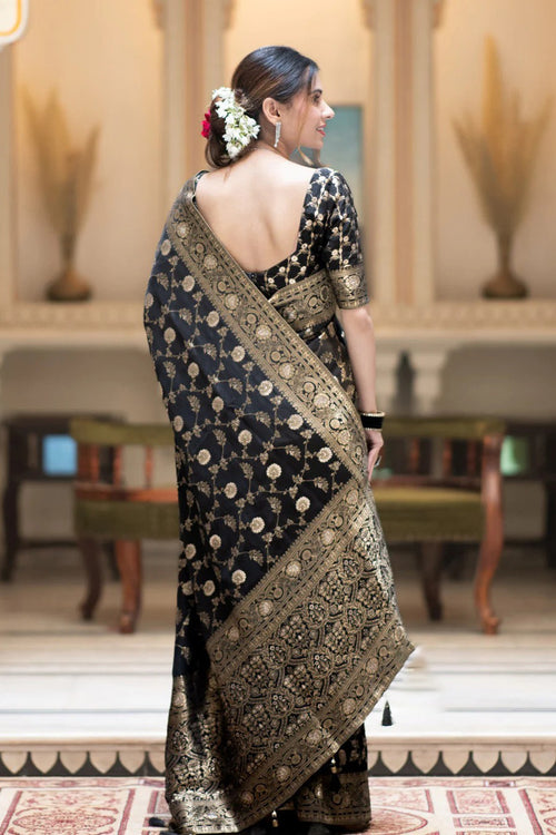 Load image into Gallery viewer, Captivating Black Soft Silk Saree With Jazzy Blouse Piece
