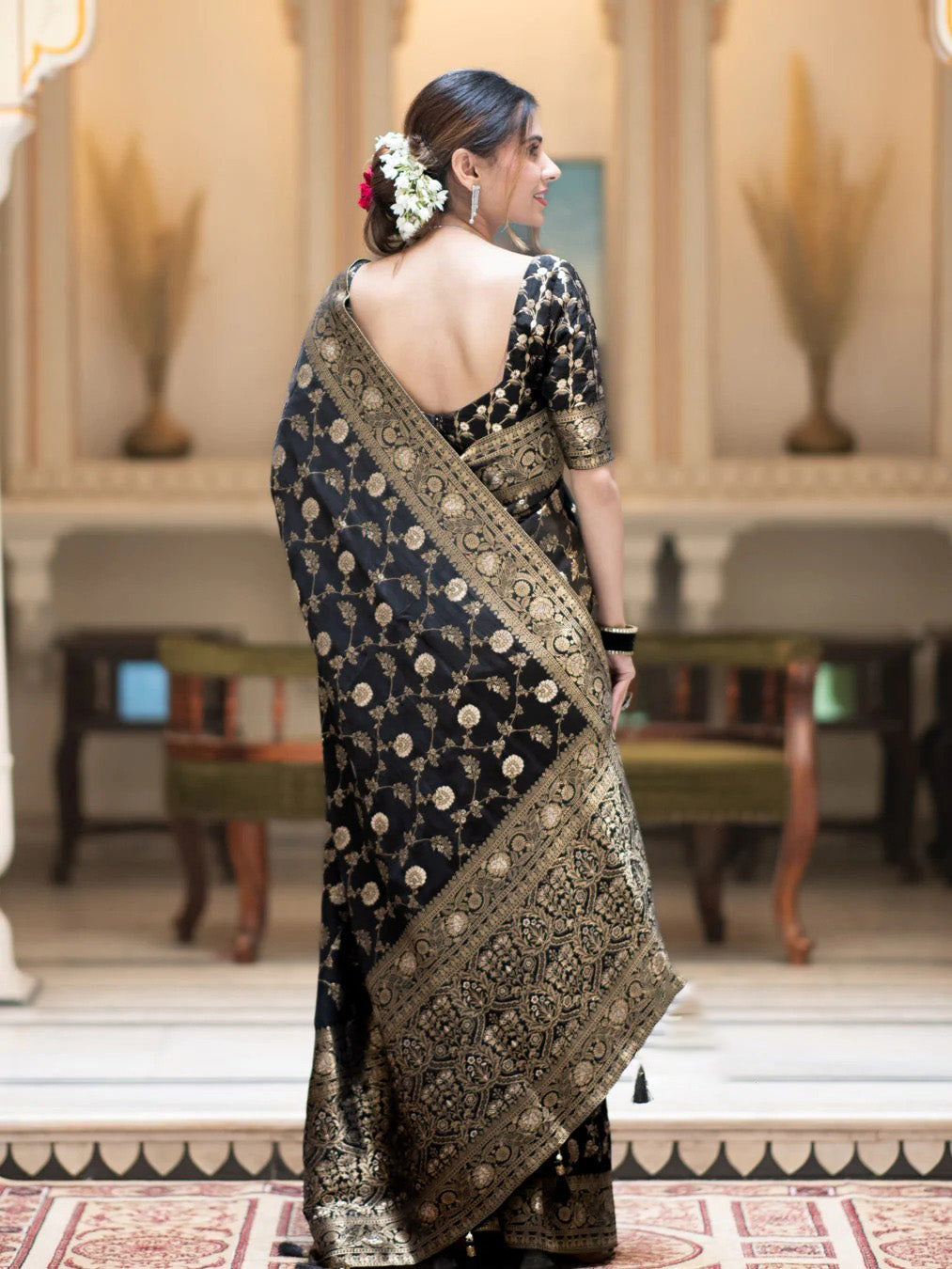 Captivating Black Soft Silk Saree With Jazzy Blouse Piece