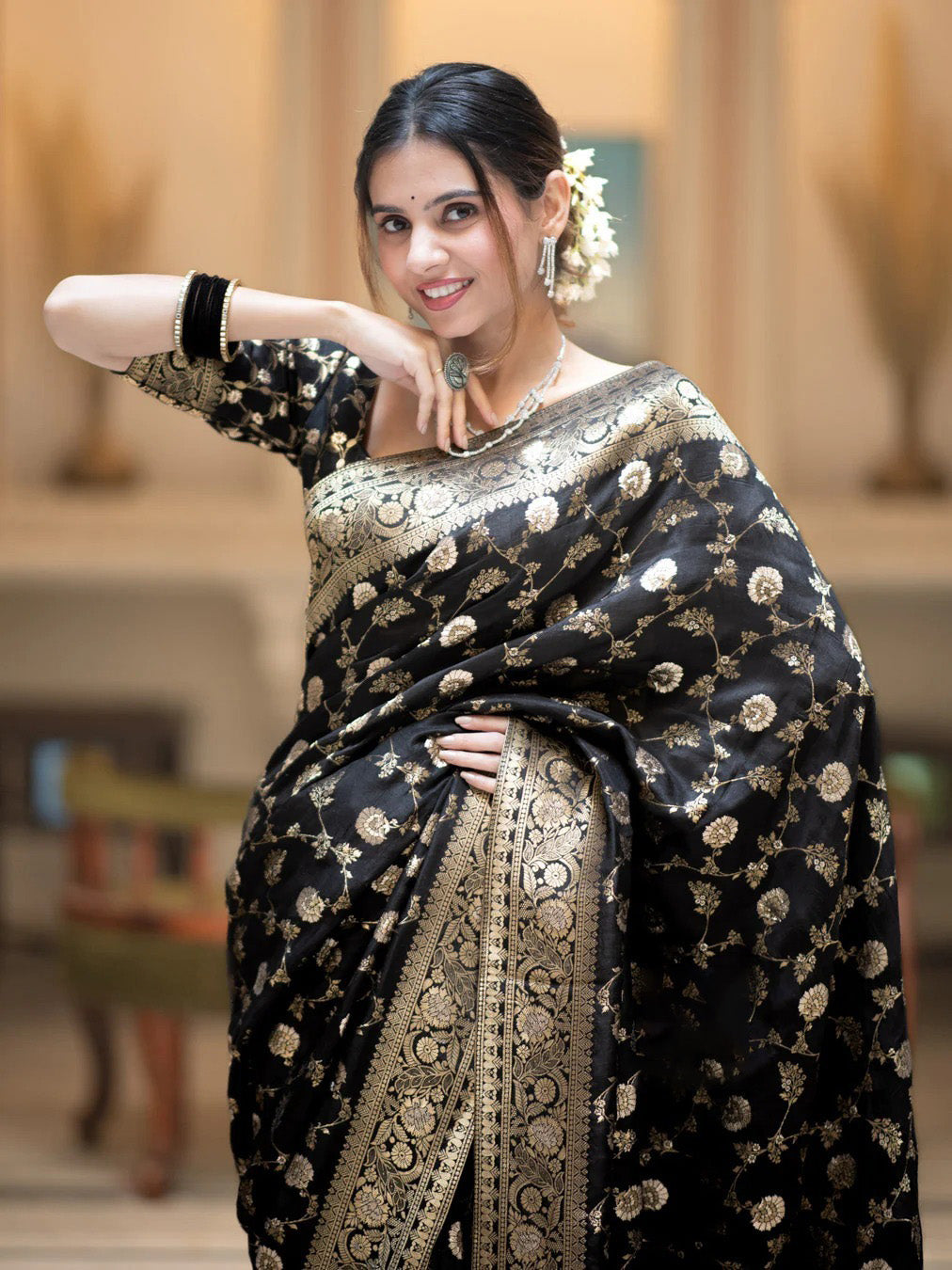 Captivating Black Soft Silk Saree With Jazzy Blouse Piece