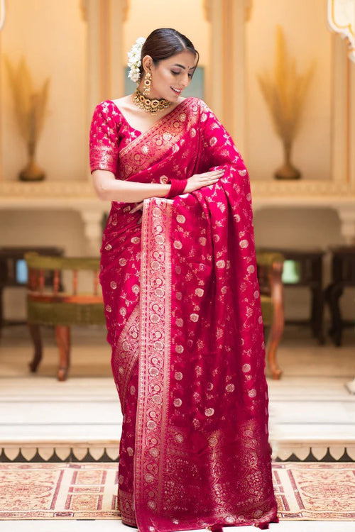 Load image into Gallery viewer, Glowing Dark Pink Soft Silk Saree With Gratifying Blouse Piece
