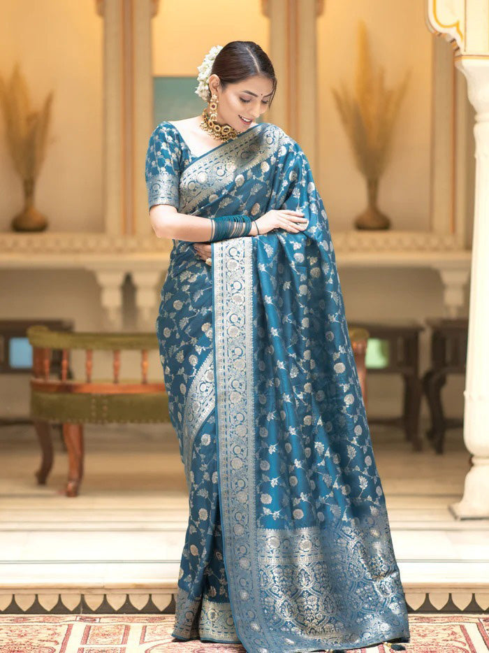 Gorgeous Firozi Soft Silk Saree With Sophisticated Blouse Piece