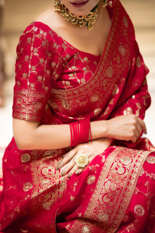 Load image into Gallery viewer, Desiring Red Soft Silk Saree With Engrossing Blouse Piece
