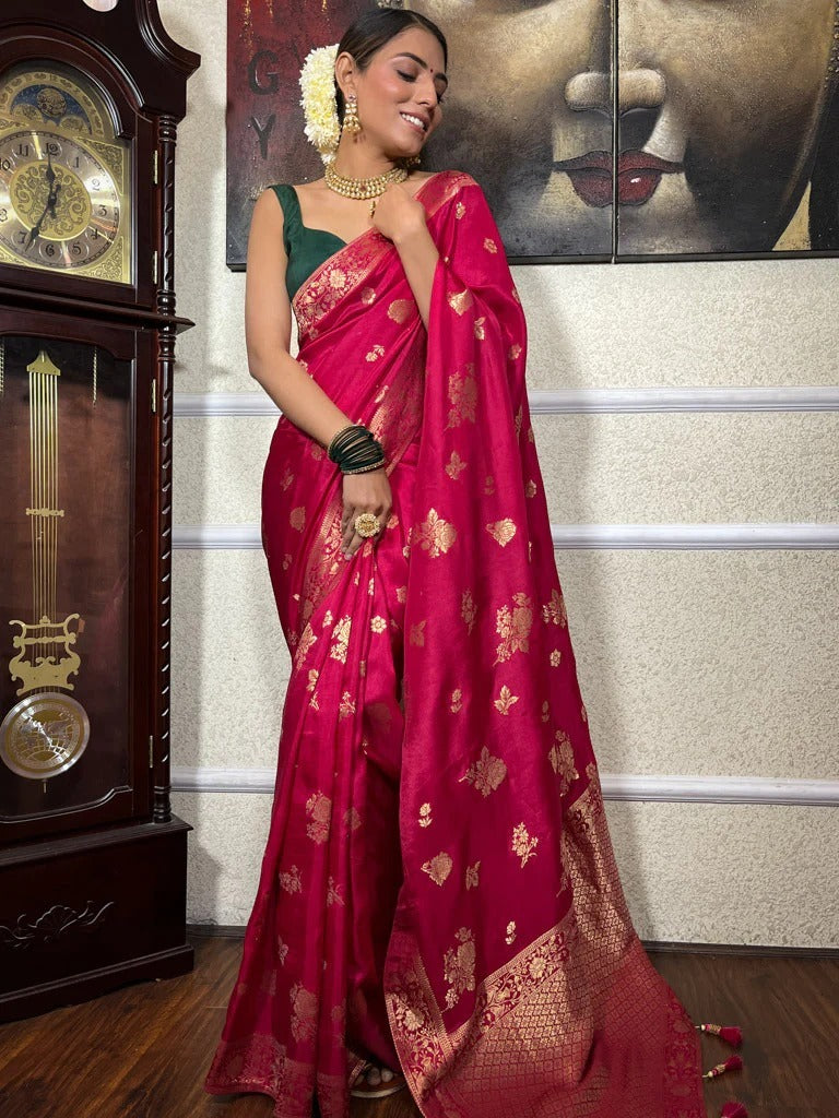 Outstanding Dark Pink Soft Silk Saree With Breathtaking Blouse Piece