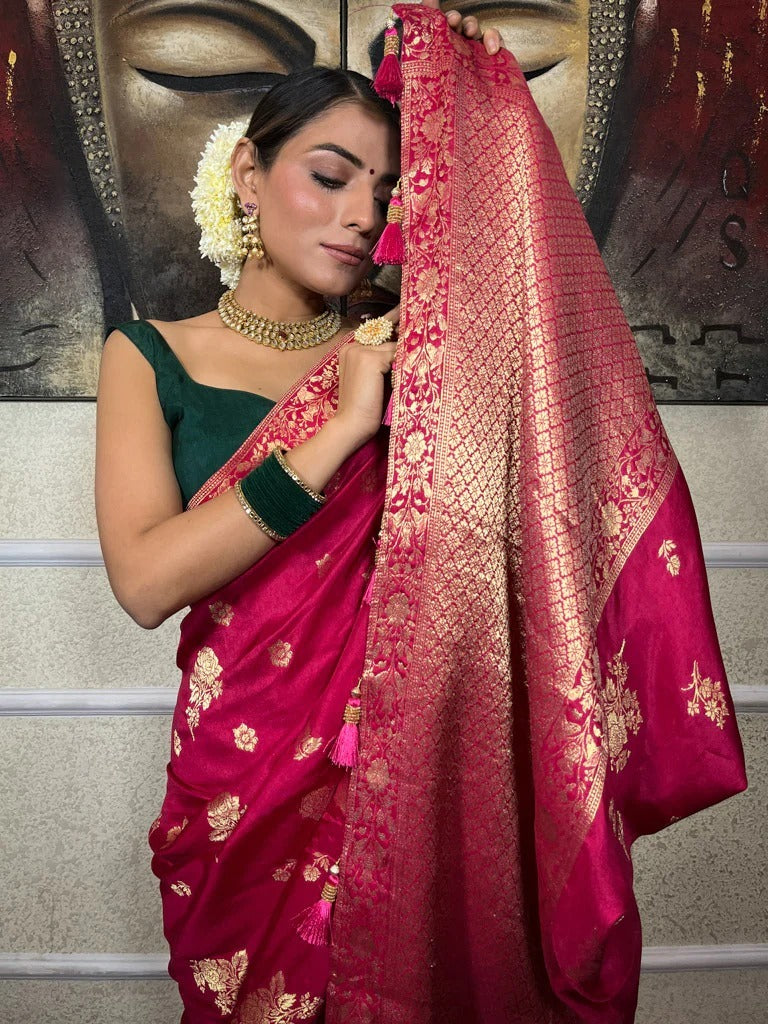 Outstanding Dark Pink Soft Silk Saree With Breathtaking Blouse Piece