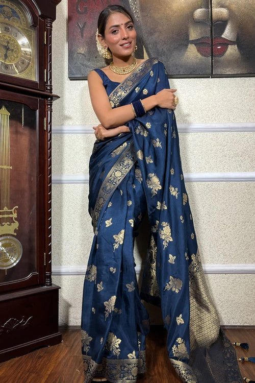 Load image into Gallery viewer, Opulent Navy Blue Soft Silk Saree With Exquisite Blouse Piece
