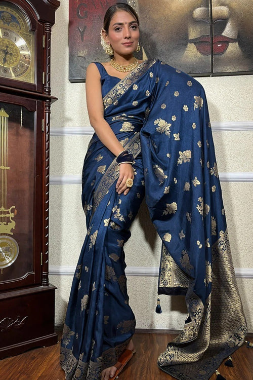 Load image into Gallery viewer, Opulent Navy Blue Soft Silk Saree With Exquisite Blouse Piece
