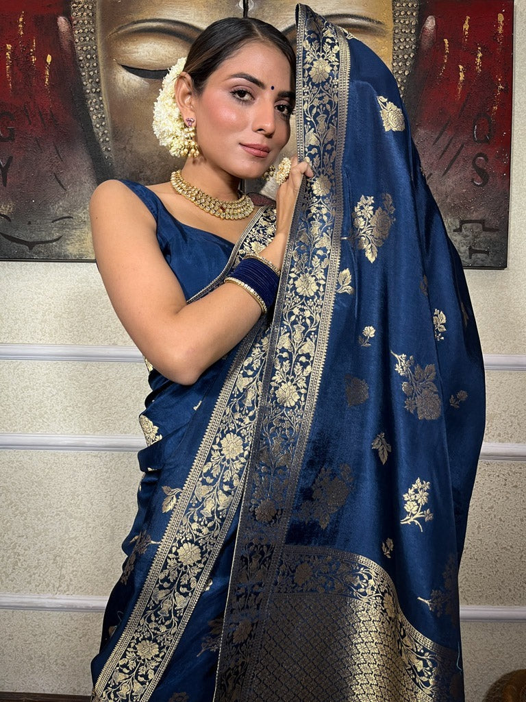 Opulent Navy Blue Soft Silk Saree With Exquisite Blouse Piece