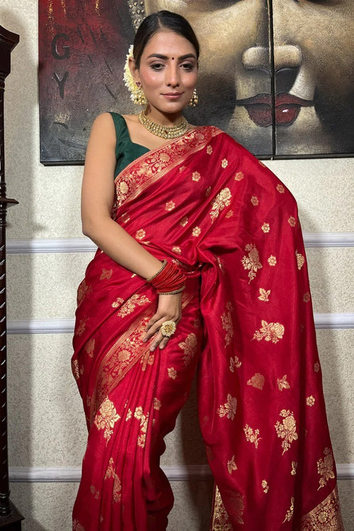 Load image into Gallery viewer, Bewitching Red Soft Silk Saree With Conflate Blouse Piece
