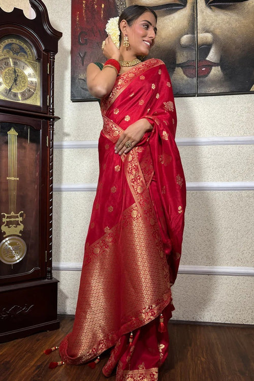 Load image into Gallery viewer, Bewitching Red Soft Silk Saree With Conflate Blouse Piece
