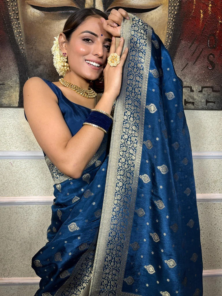 Inspiring Navy Blue Soft Silk Saree With Bewitching Blouse Piece