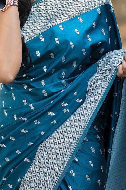 Load image into Gallery viewer, Adoring Teal Blue Cotton Silk Saree With Divine Blouse Piece
